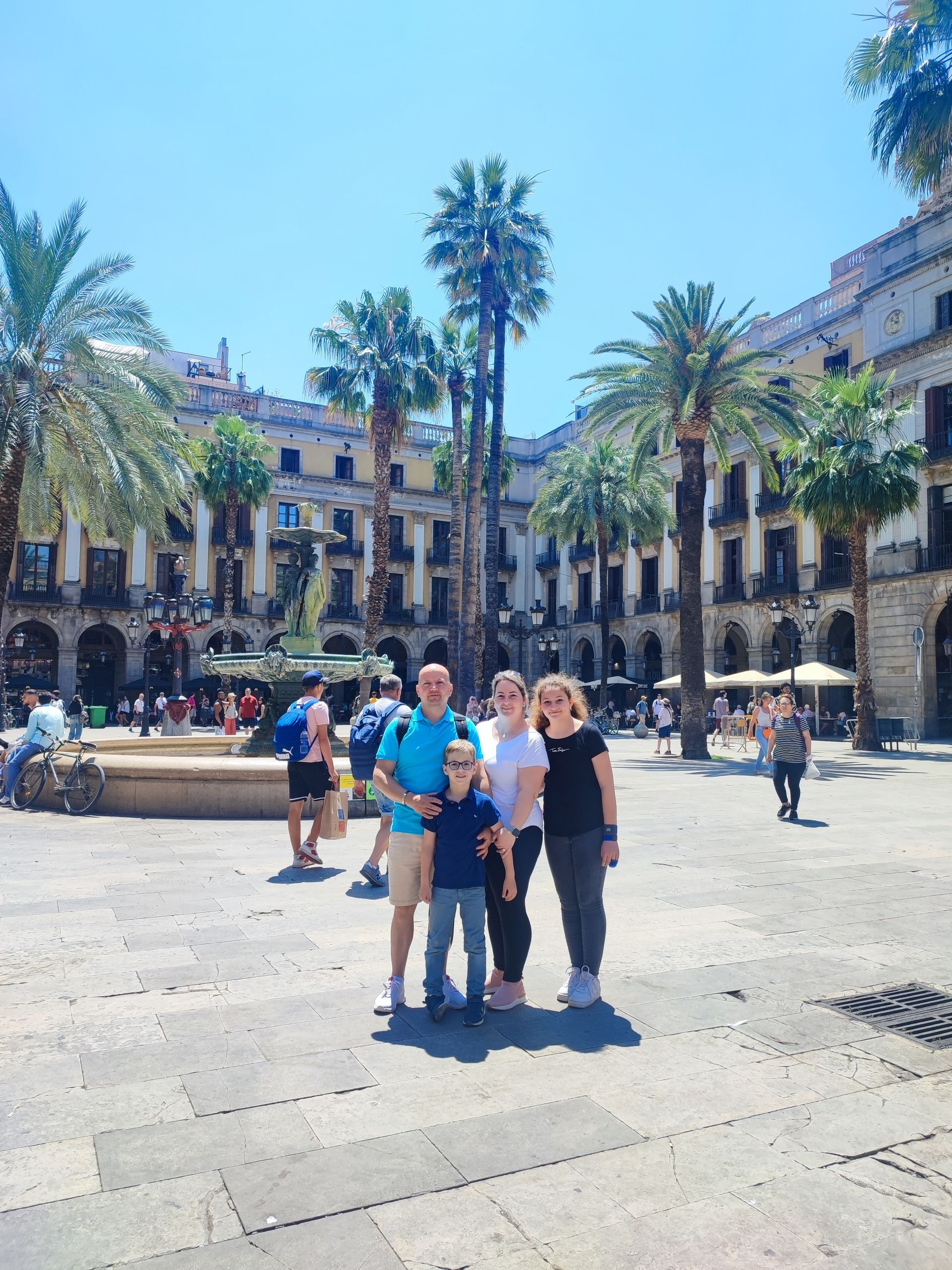 FAMILY FRIENDLY TOUR BARCELONA
