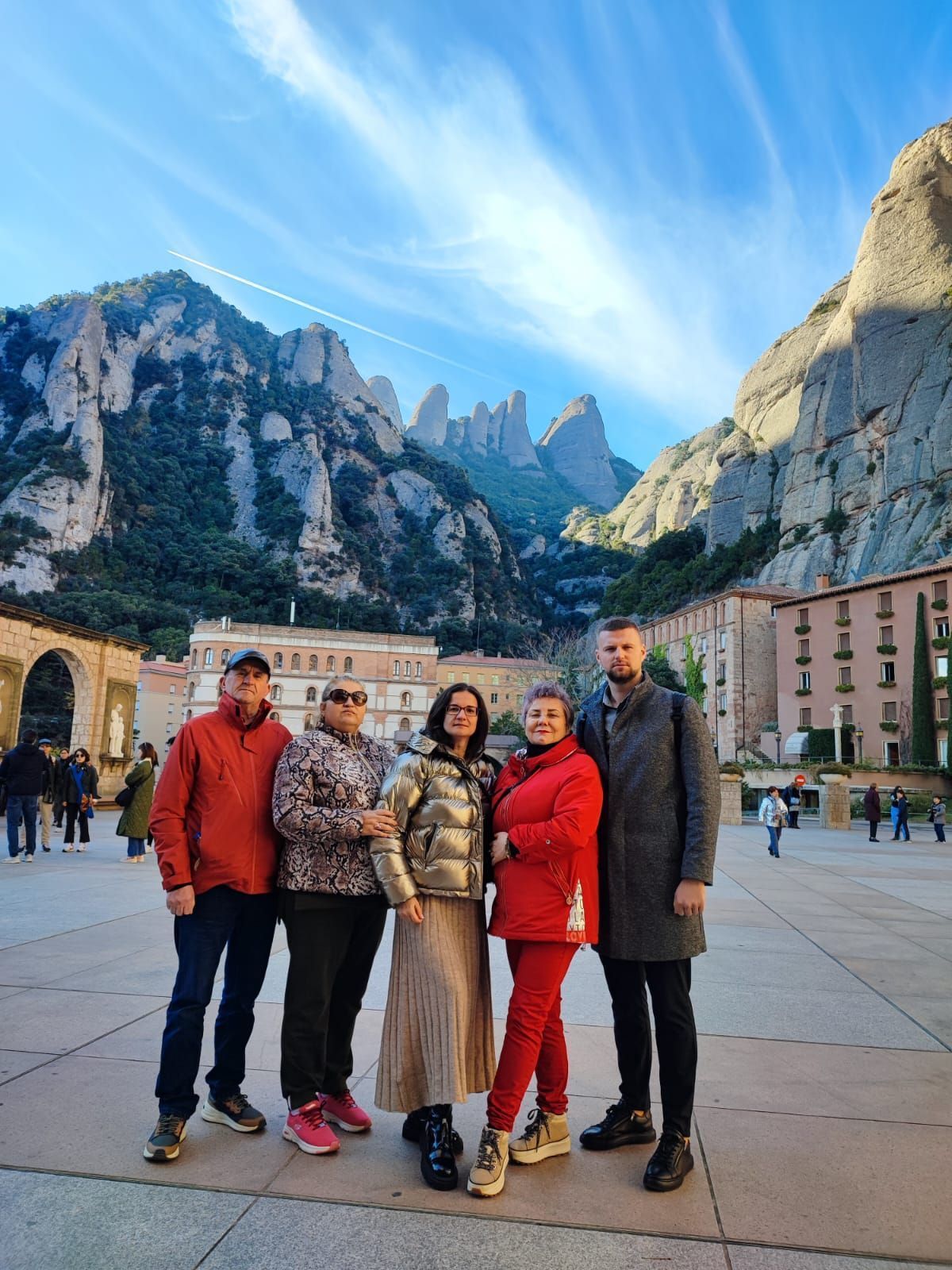 tur montserrat in romana