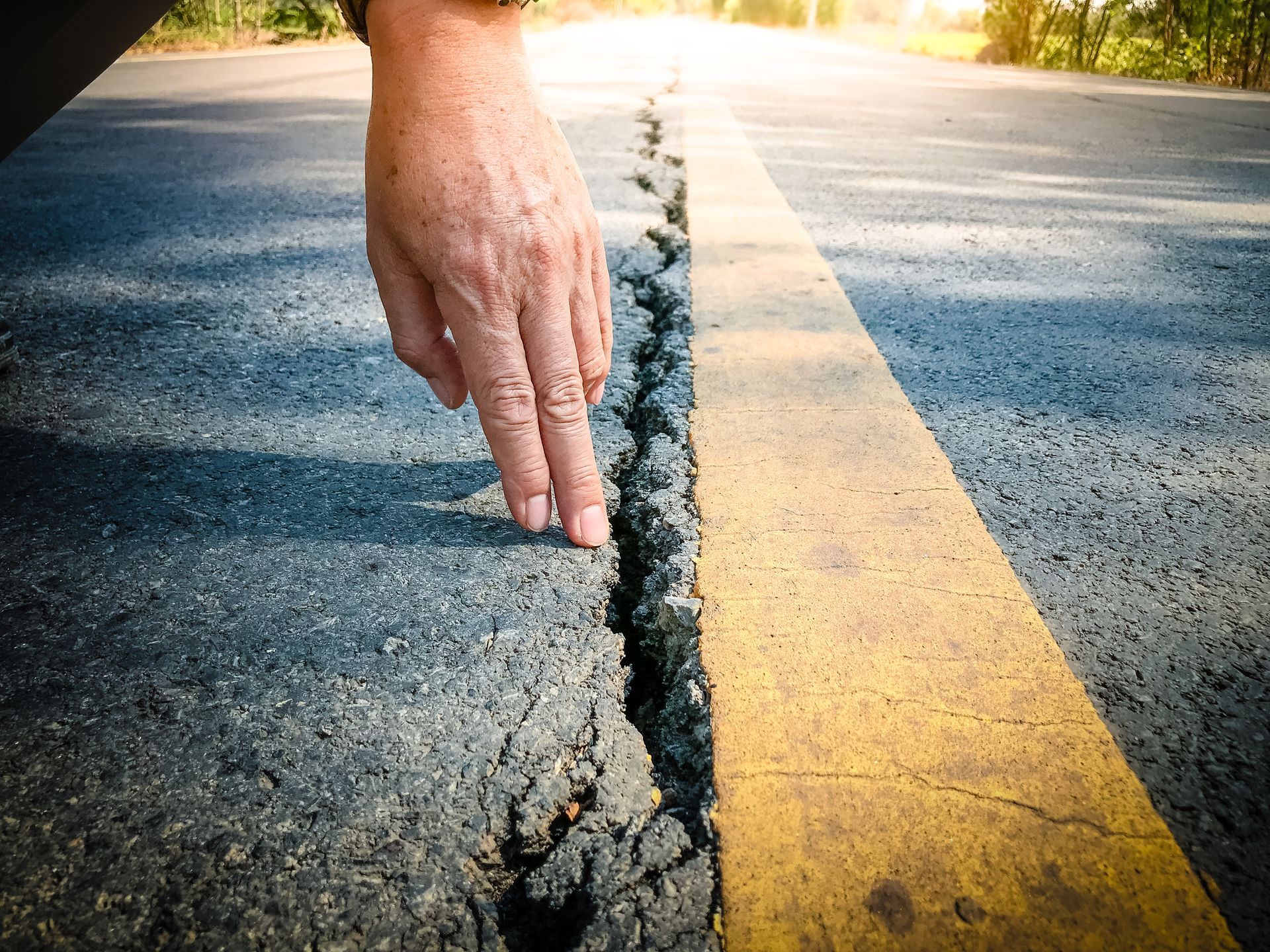 Asphalt Crack Filling in Moore, OK | Mike’s Paving