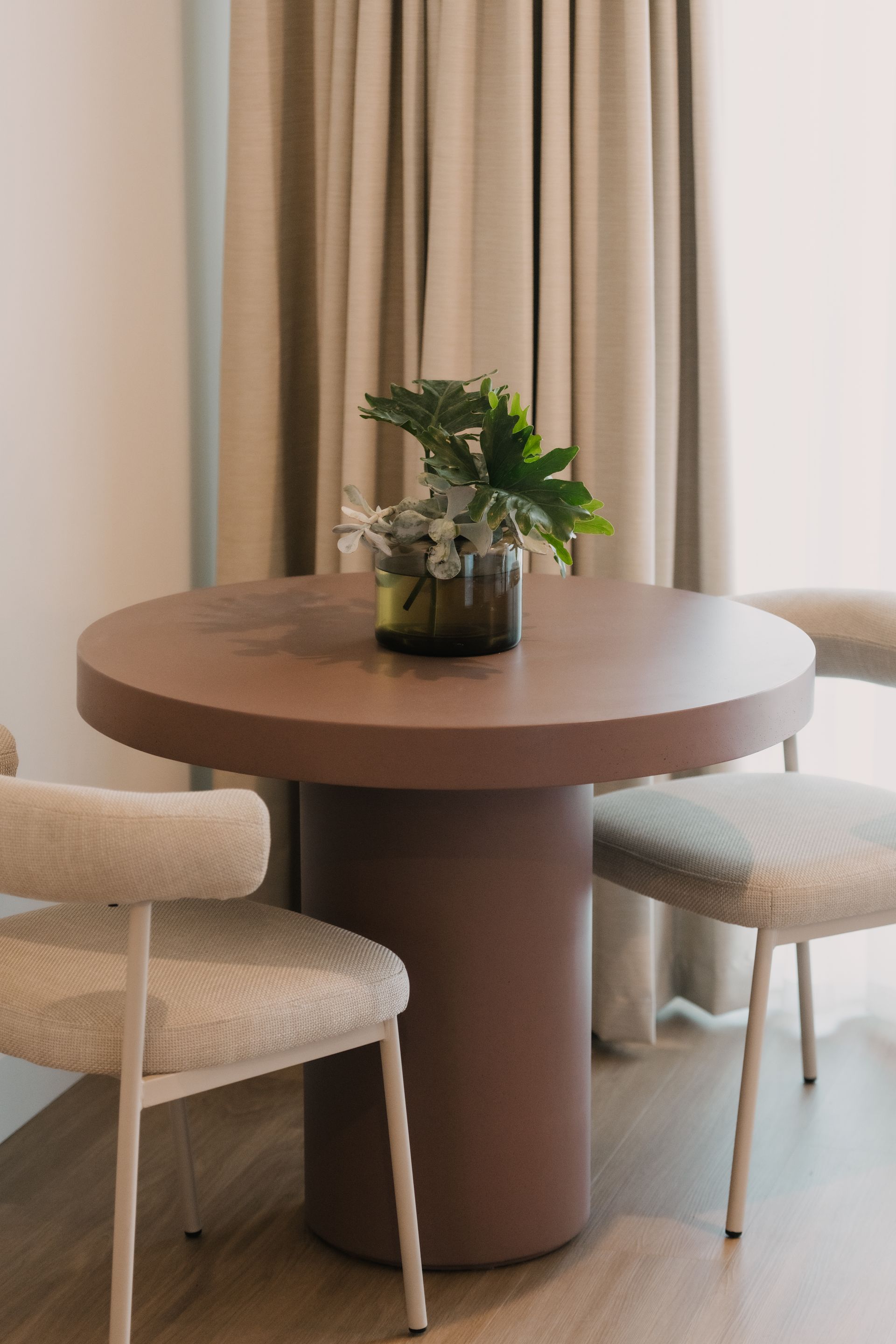 South House Suites dining