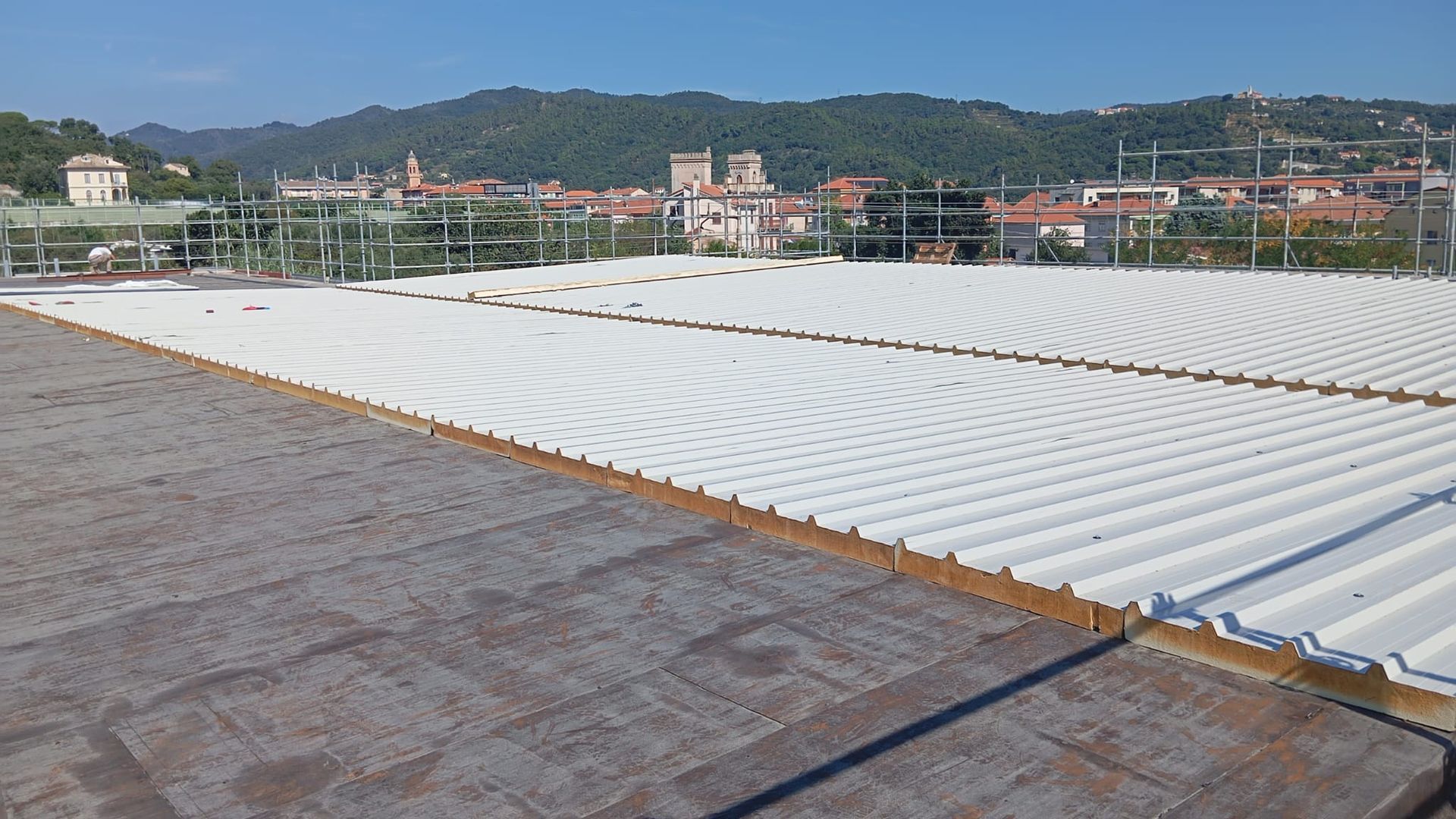 realizzazione tetti e coperture a Brescia di Mondo Coperture