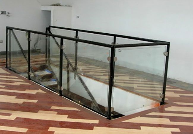 Commercial Hand Railing in Chicagoland | R&R Glass and Windows