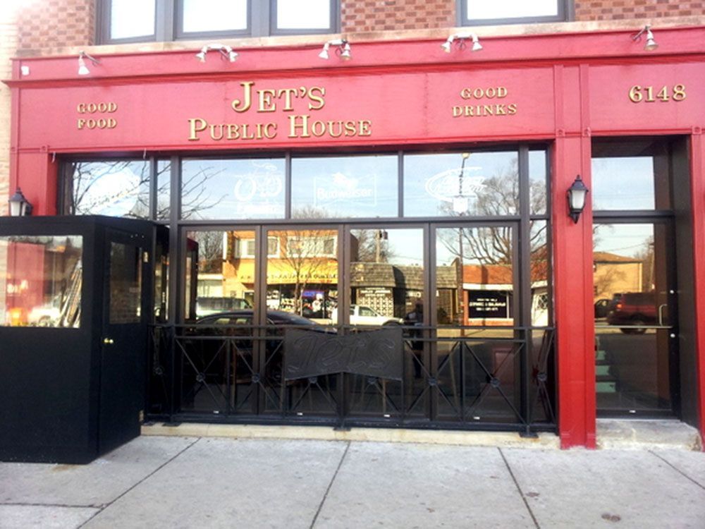 Jet 's public house has a large red building