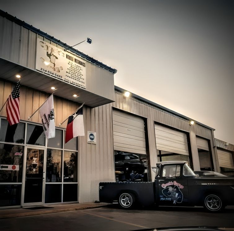 Shop front | Chuck's Garage