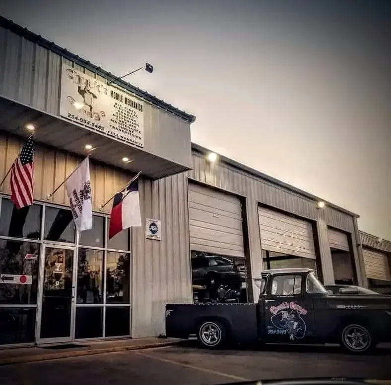 About Us - Chuck's Garage