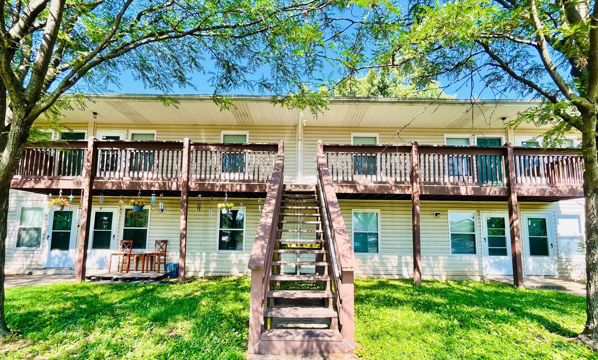 NICHOLS MEADOWS APARTMENTS
