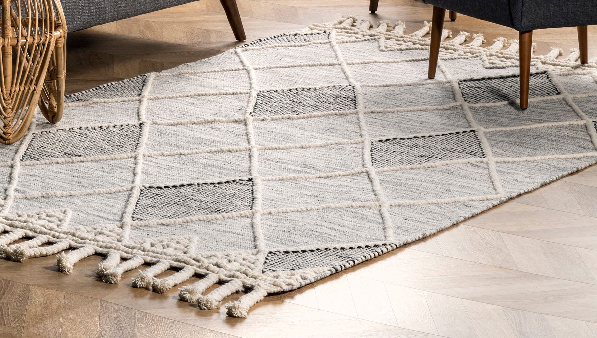 A modern rug in a living room.