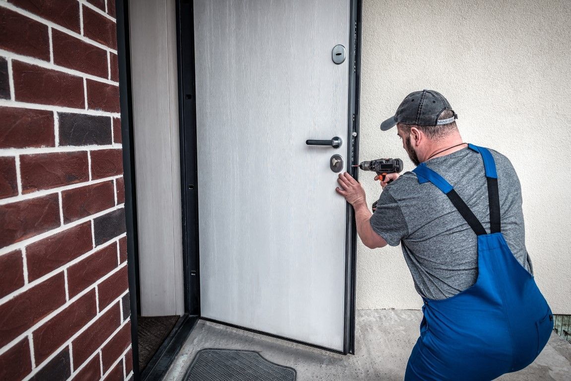 Fixing a door