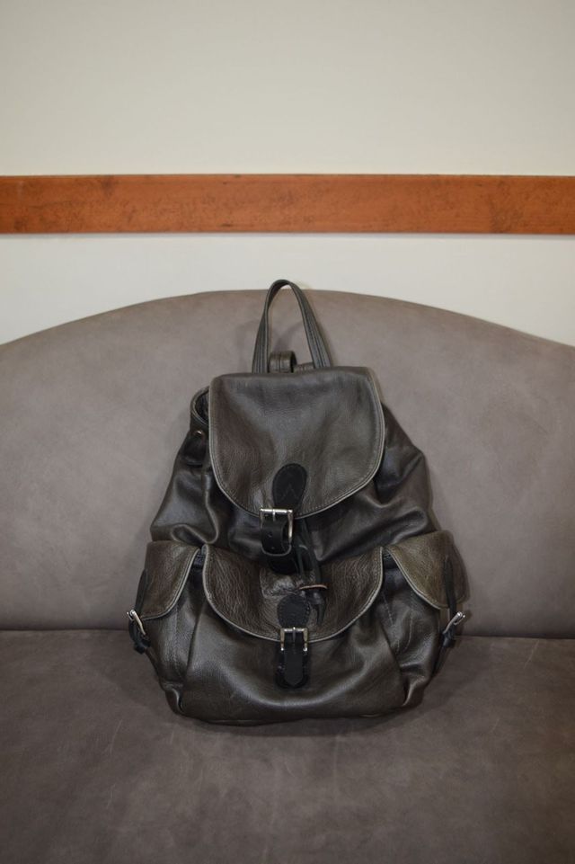 champlain leather backpack Callahan  Callahan Leatherpress Its thoughtful design features a convenient front zipper pocket for easy access Leather Bags and Wallets |