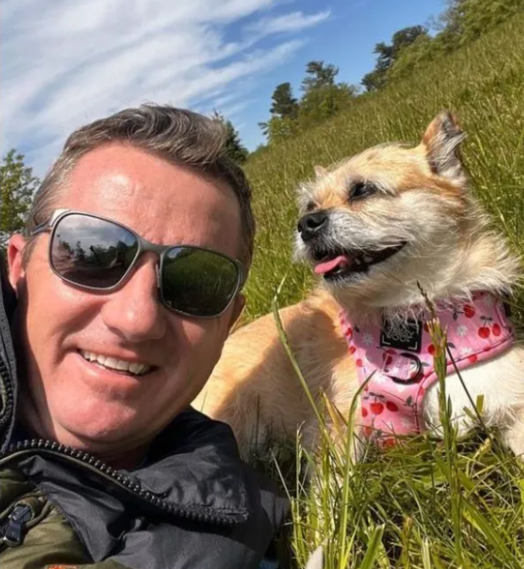 Dion Leonard, Finding Gobi, Gobi the dog, China, Gobi Desert, Ultra Marathon Dion Leonard, Finding Gobi, Gobi the dog, China, Gobi Desert, Ultra Marathon