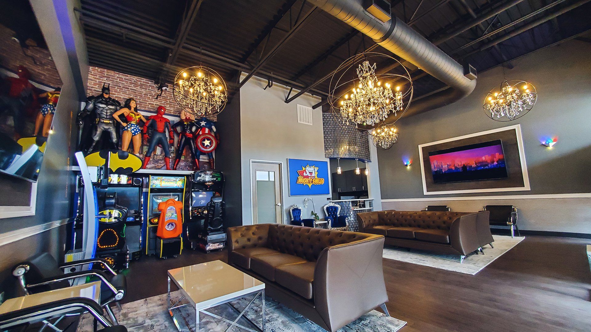Mighty Smiles Dental, Dallas & Fort Worth. Lobby Mighty Smiles Dental, Dallas & Fort Worth. room filled with furniture and arcade games.