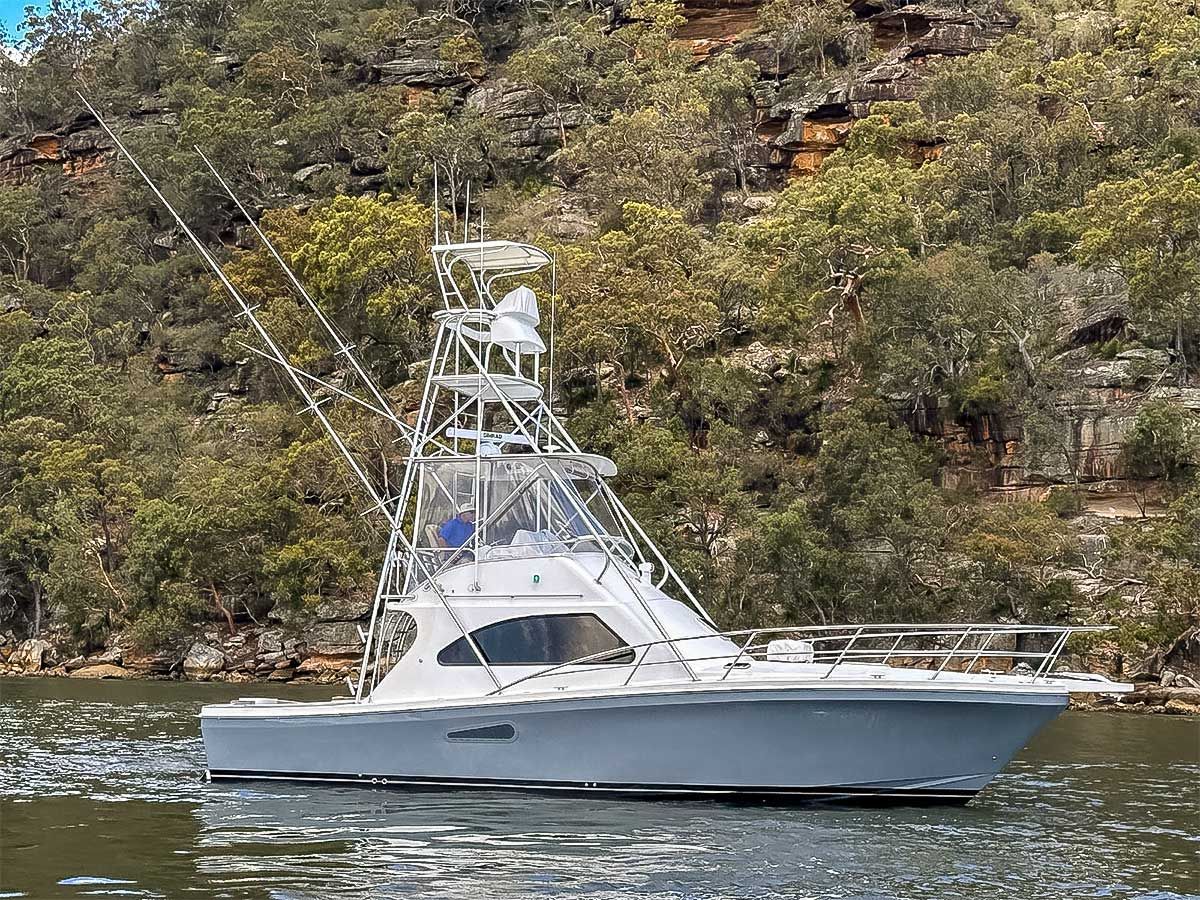 Blackwatch 40 refitted with Marine Air Flow mist eliminator grilles