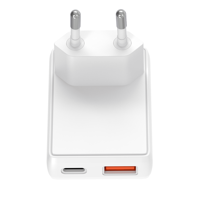 Skross USB Charger. Power Charger UK Front