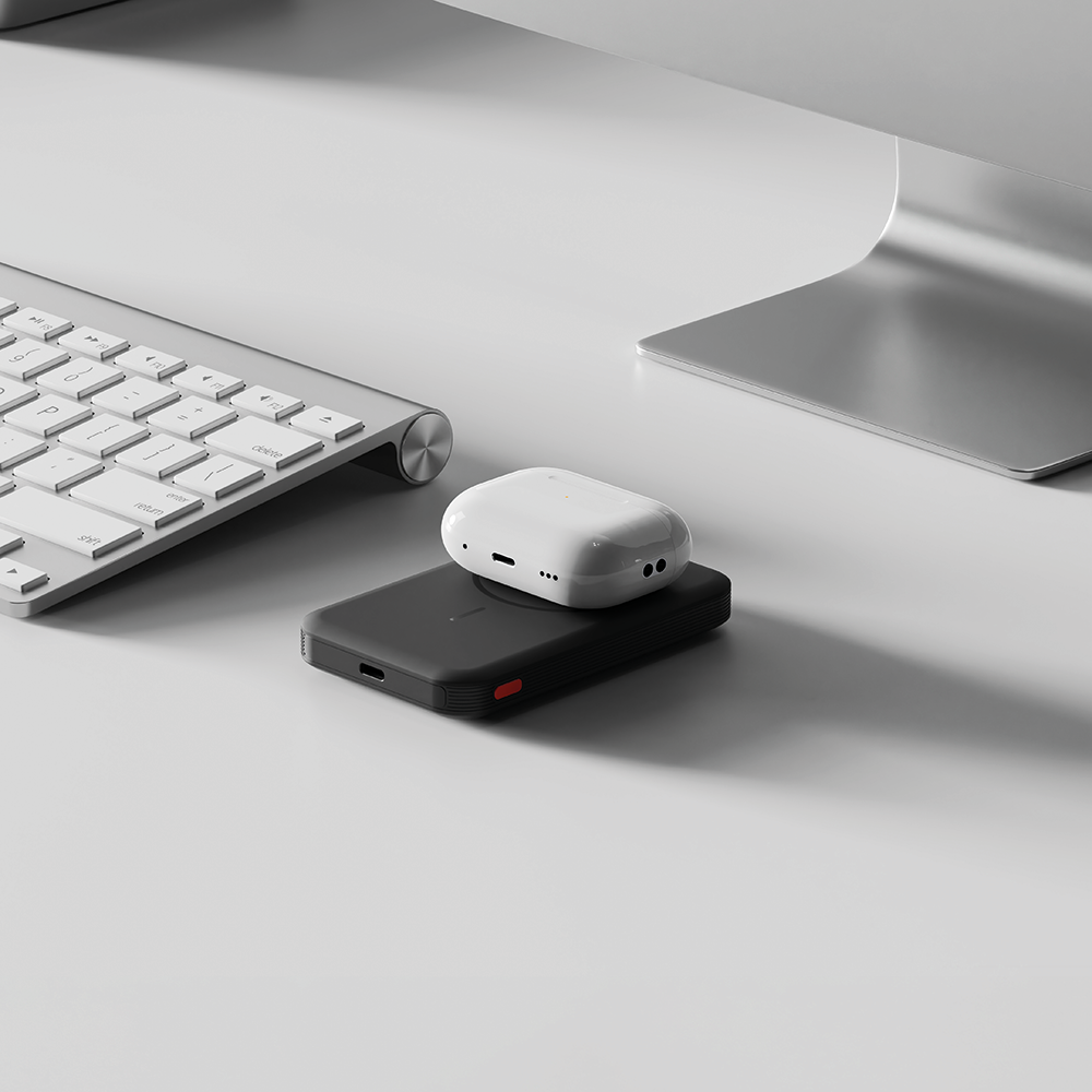 5000 mAh power stand in white