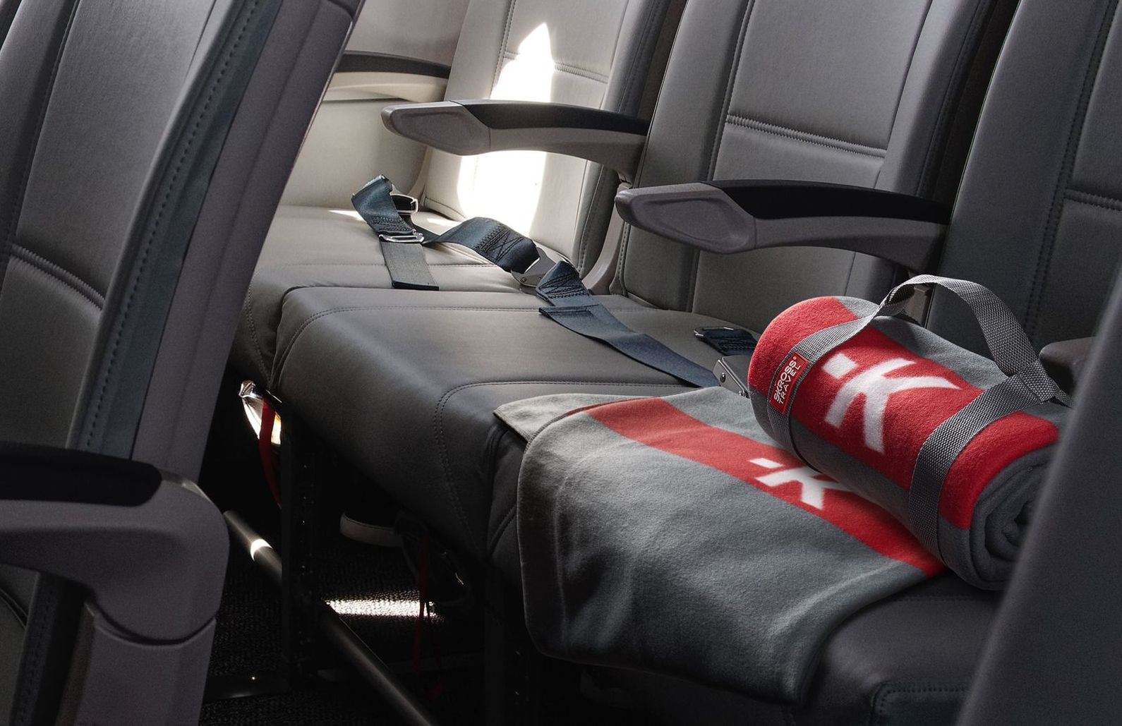 Skross Travel Blanket Dark Grey SKR-0239 Front