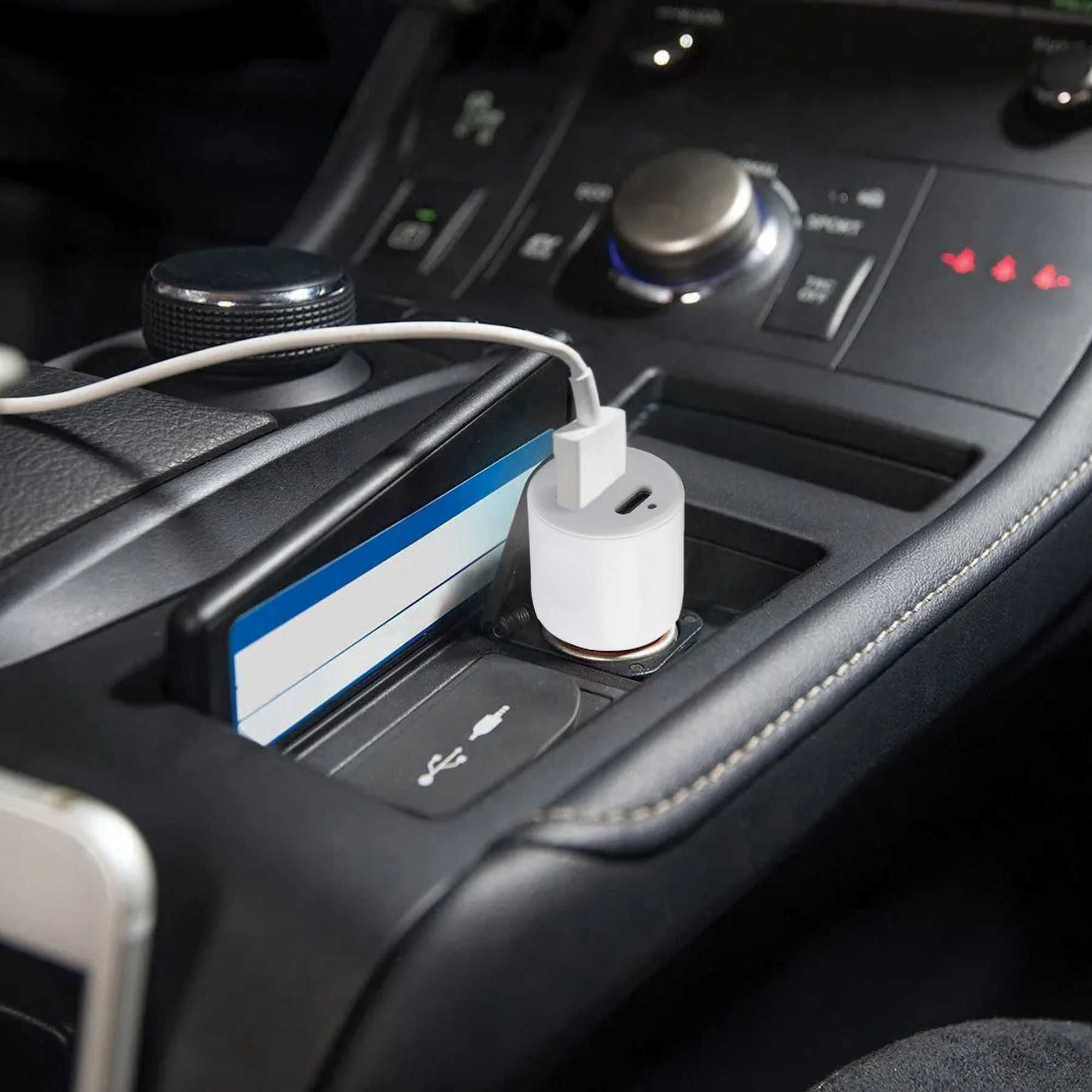 Skross Fast Charging 20w USB Car Charger plugged in with one USB