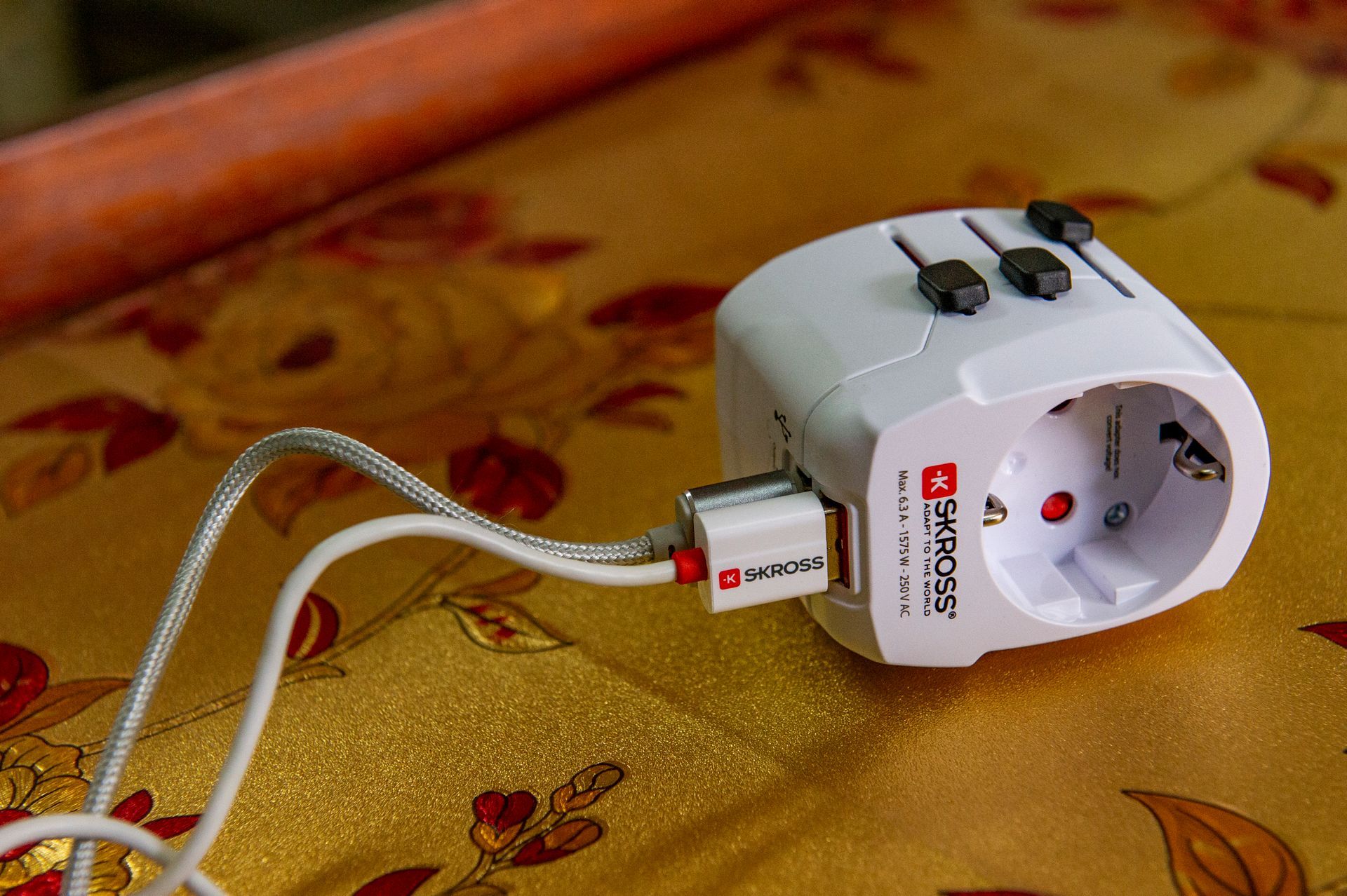 The Power of Convenience: Skross Charging Cables