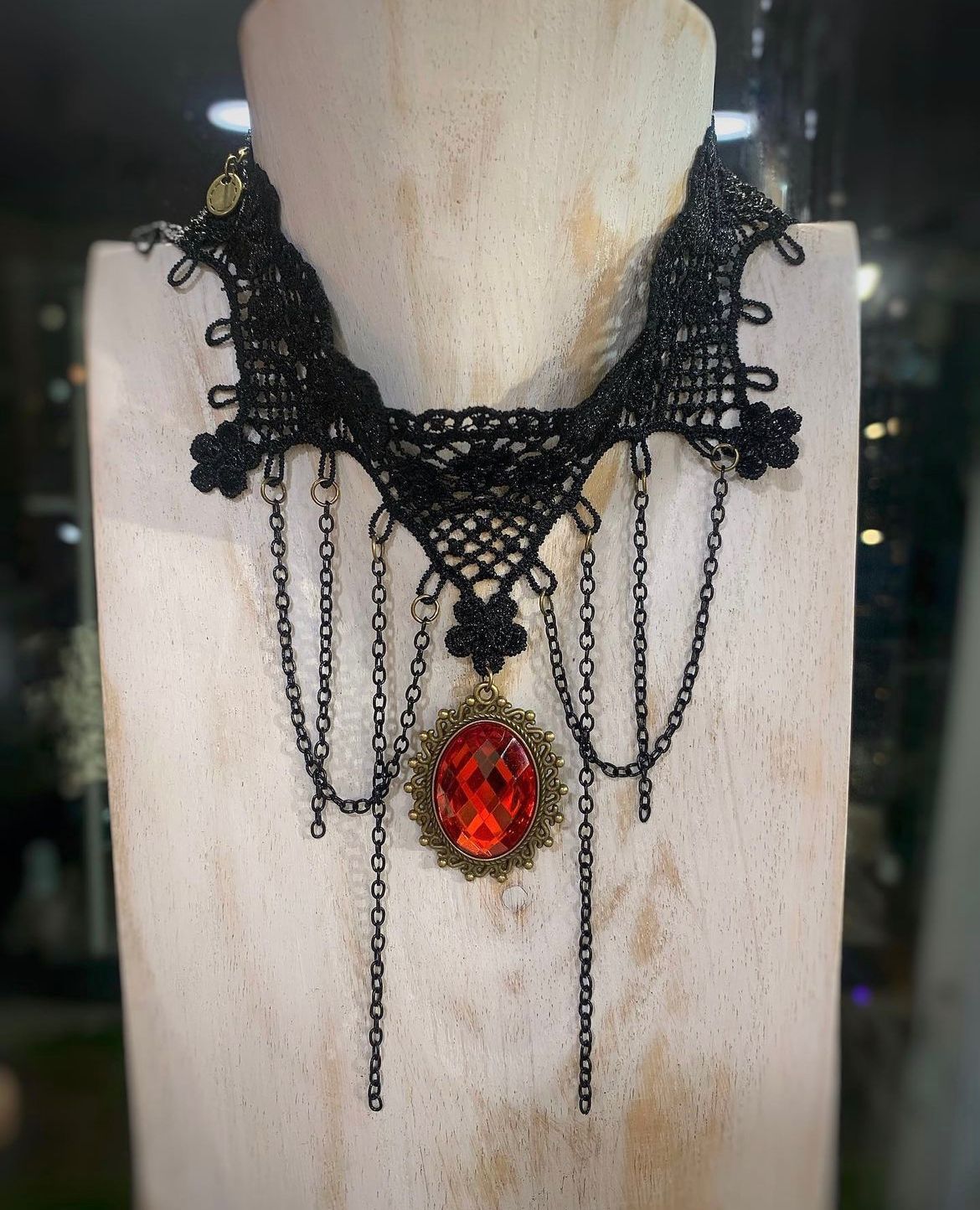 collana ghotic