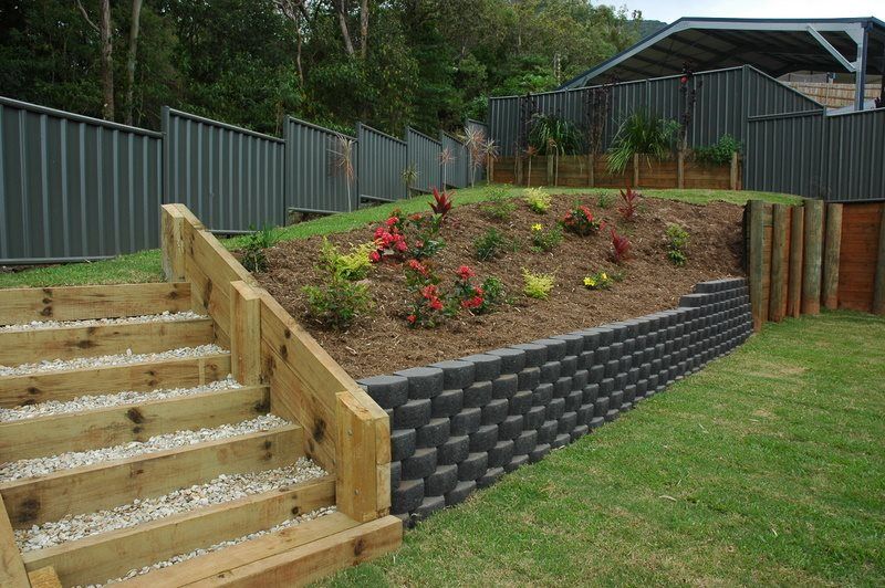 Wall in the Wall Side — Retaining Wall in Trinity Beach, QLD
