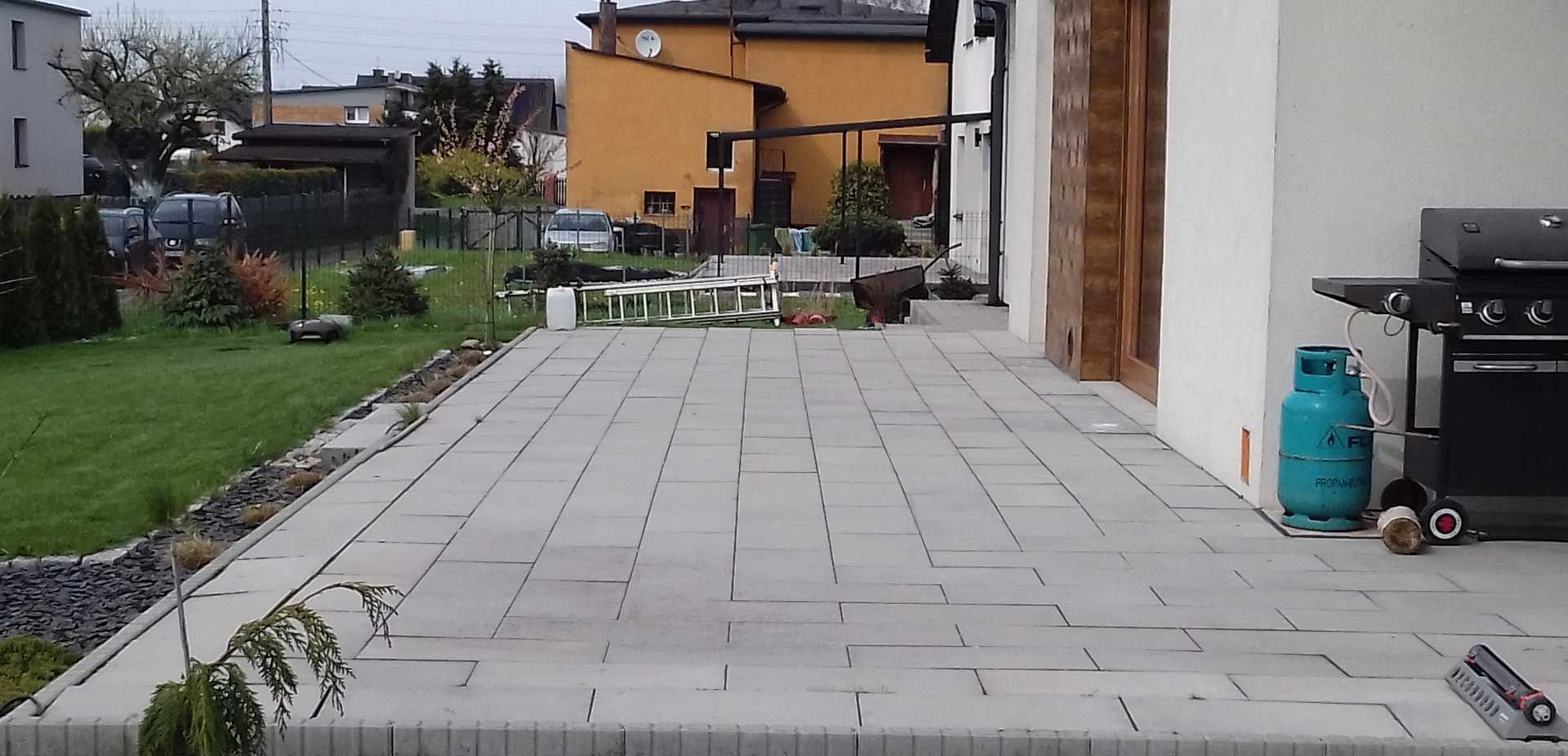 Aranżacja tarasu przed
