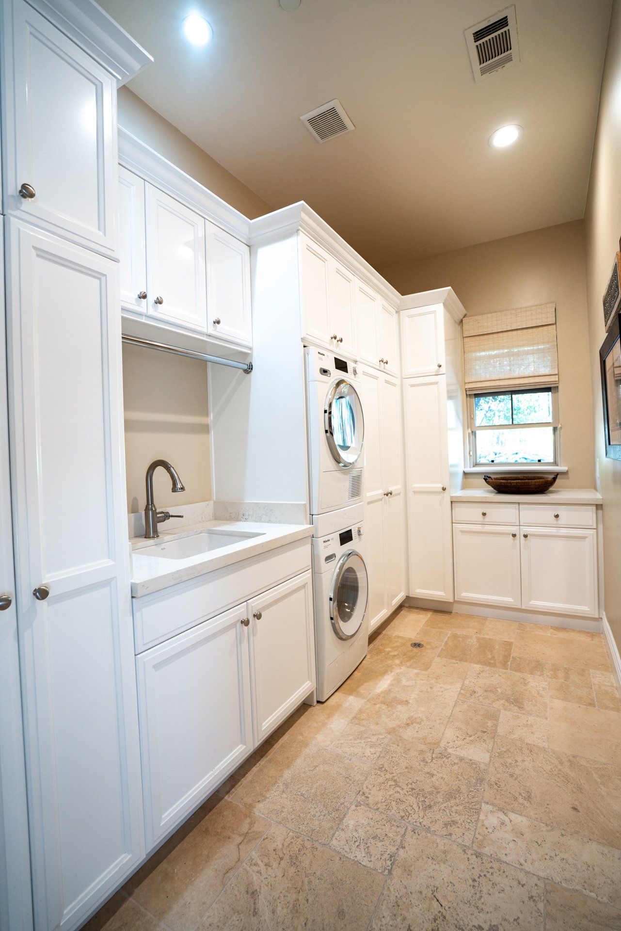 custom bathroom cabinets