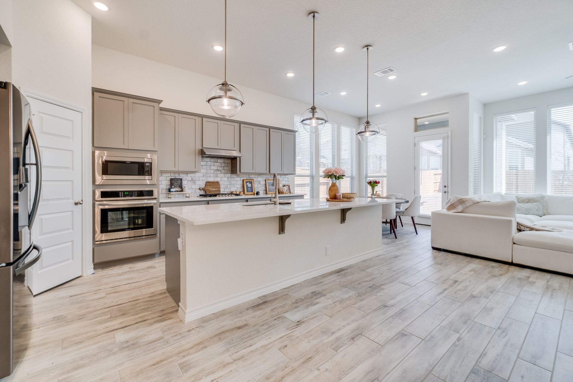 Trendy white kitchen.