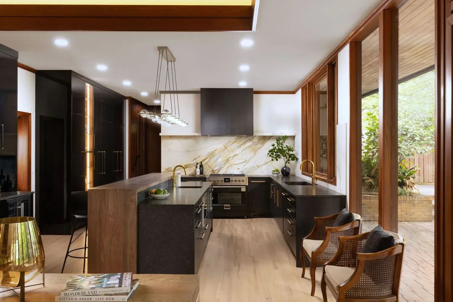 modern kitchen design greenville, kitchen design greenville, luxury kitchen design, euro kitchen design greenville, contemporary kitchen design greenville, custom cabinets greenville, modern cabinets greenville, leicht greenville