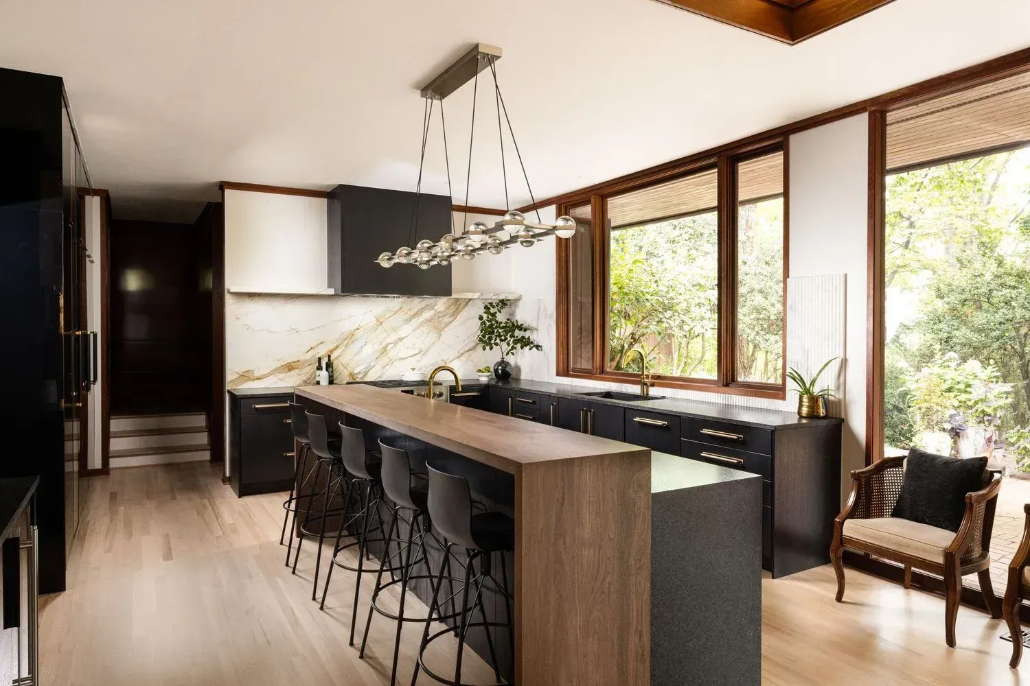 modern kitchen design greenville, kitchen design greenville, luxury kitchen design, euro kitchen design greenville, contemporary kitchen design greenville, custom cabinets greenville, modern cabinets greenville, leicht greenville