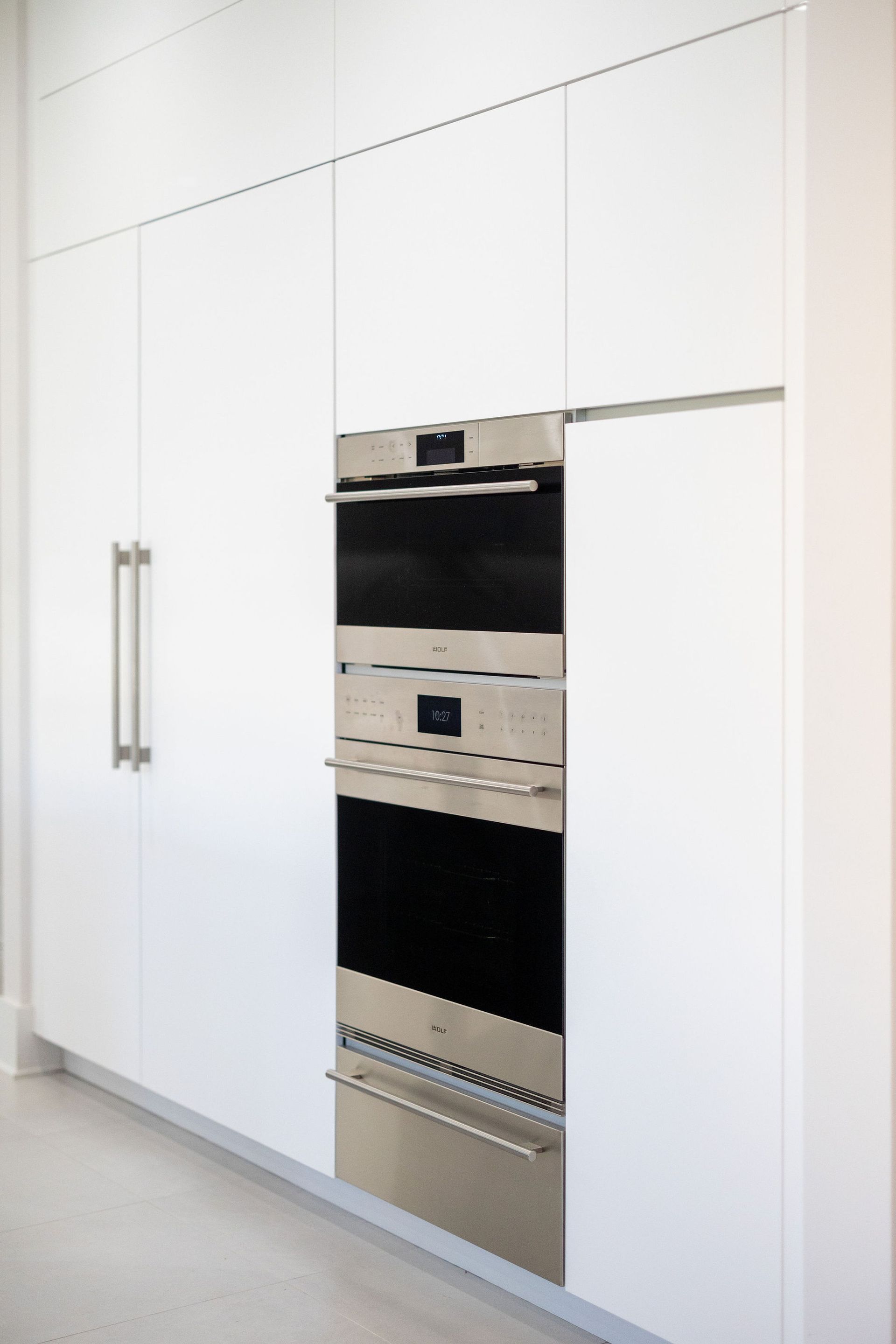 modern kitchen design greenville, kitchen design greenville, luxury kitchen design, euro kitchen design greenville, contemporary kitchen design greenville, custom cabinets greenville, modern cabinets greenville, leicht greenville, modern cabinets lake keowee, modern cabinets clemson, kitchen design lake keowee, kitchen design clemson, 