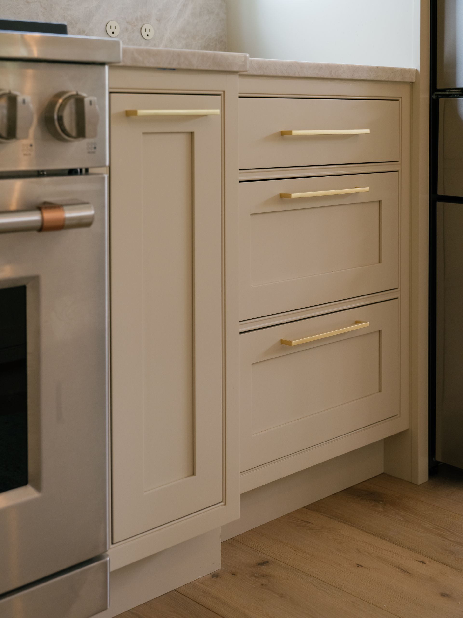 modern kitchen design greenville, kitchen design greenville, luxury kitchen design, euro kitchen design greenville, contemporary kitchen design greenville, custom cabinets greenville, modern cabinets greenville, leicht greenville