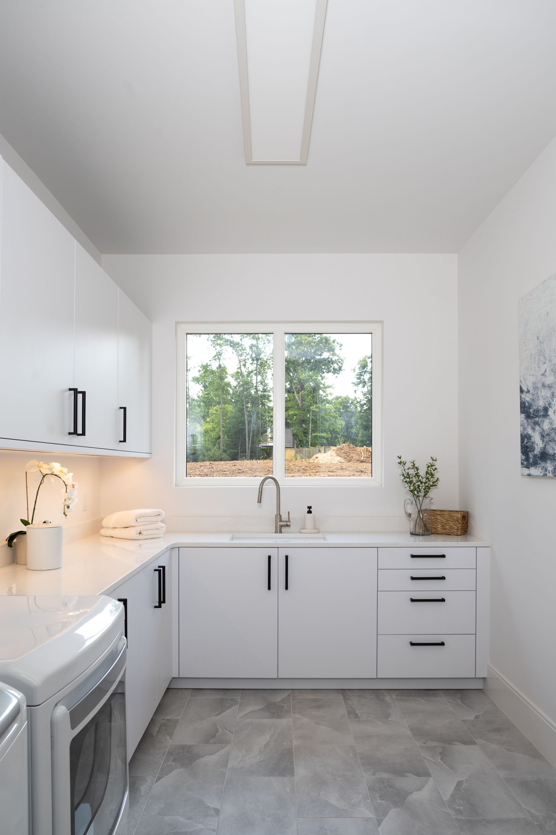 modern kitchen design greenville, kitchen design greenville, luxury kitchen design, euro kitchen design greenville, contemporary kitchen design greenville, custom cabinets greenville, modern cabinets greenville, leicht greenville