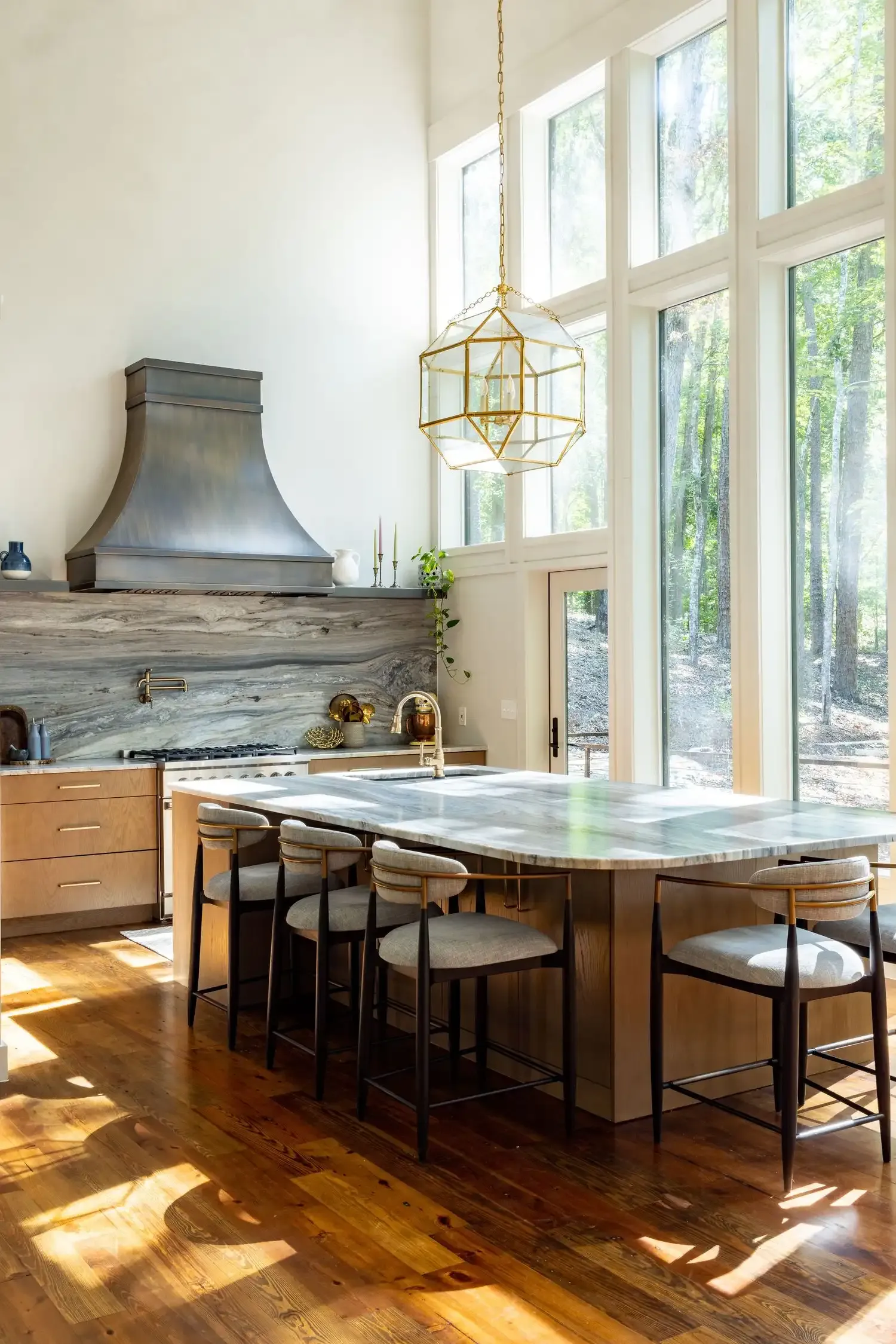 modern kitchen design greenville, kitchen design greenville, luxury kitchen design, euro kitchen design greenville, contemporary kitchen design greenville, custom cabinets greenville, modern cabinets greenville, leicht greenville