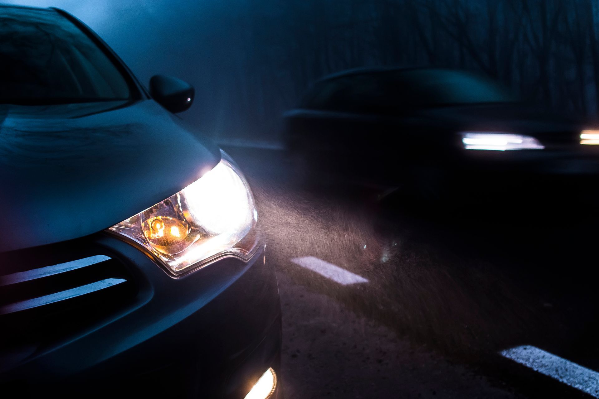 Car Headlight — Fort Myers, FL — Lester’s Used Auto Parts