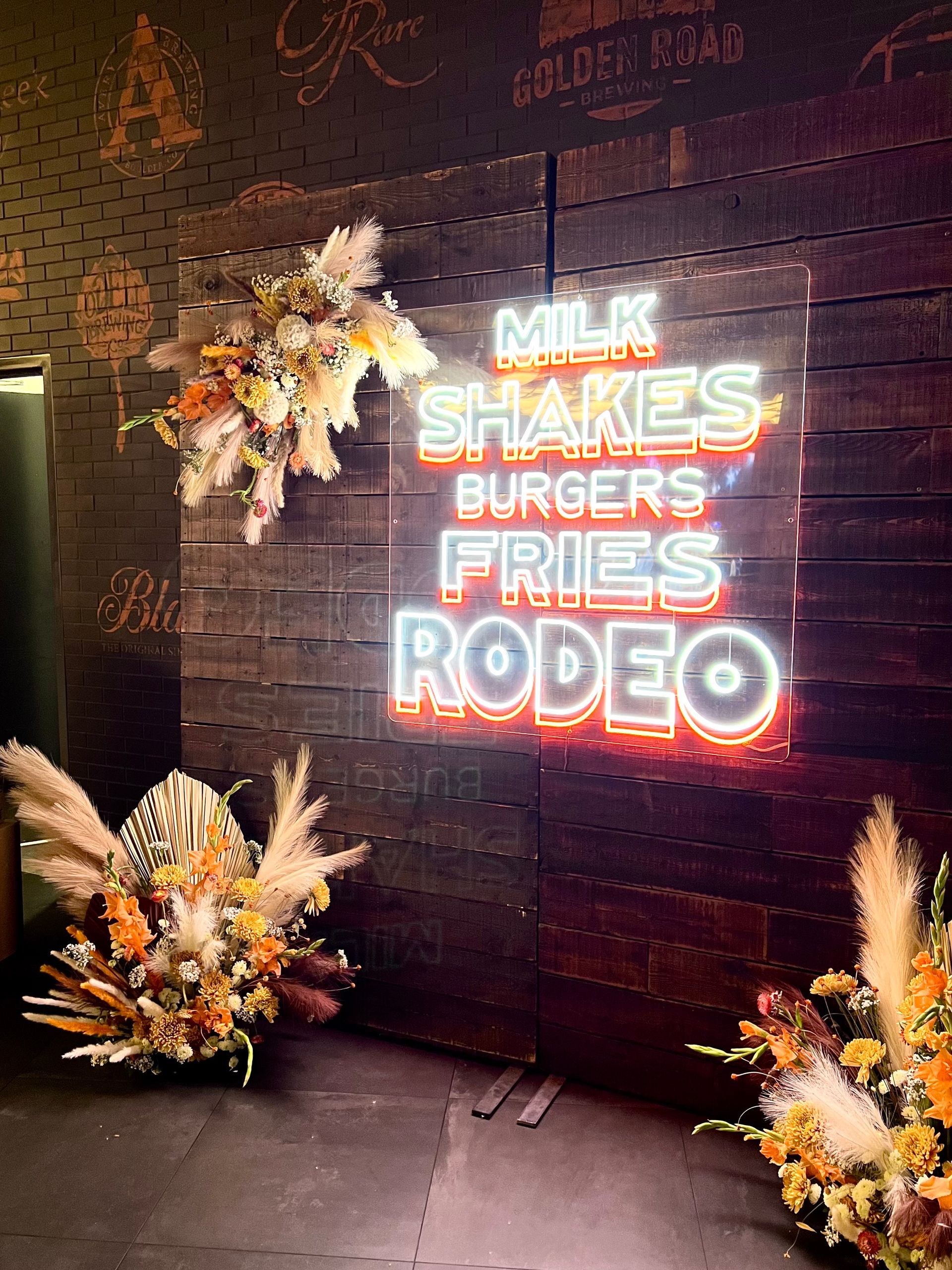 Las Vegas corporate floral decor Boho, pampas, country floral arrangements.