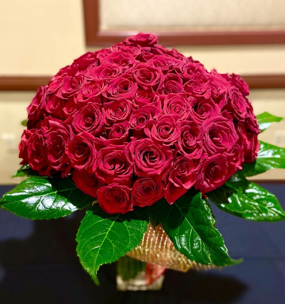 big red rose bouquet