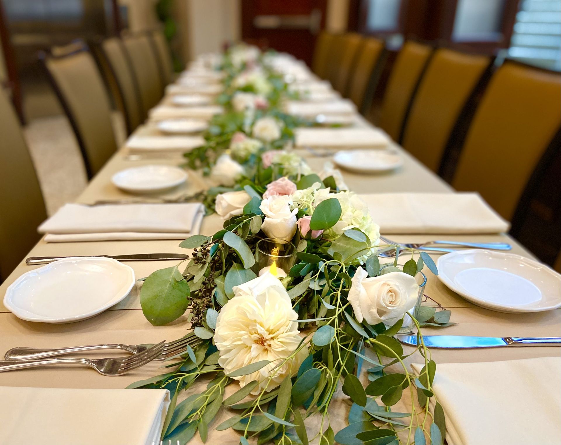 Las Vegas corporate fresh garland and flowers