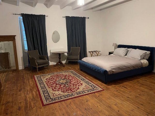 Main bedroom, Rose cottage