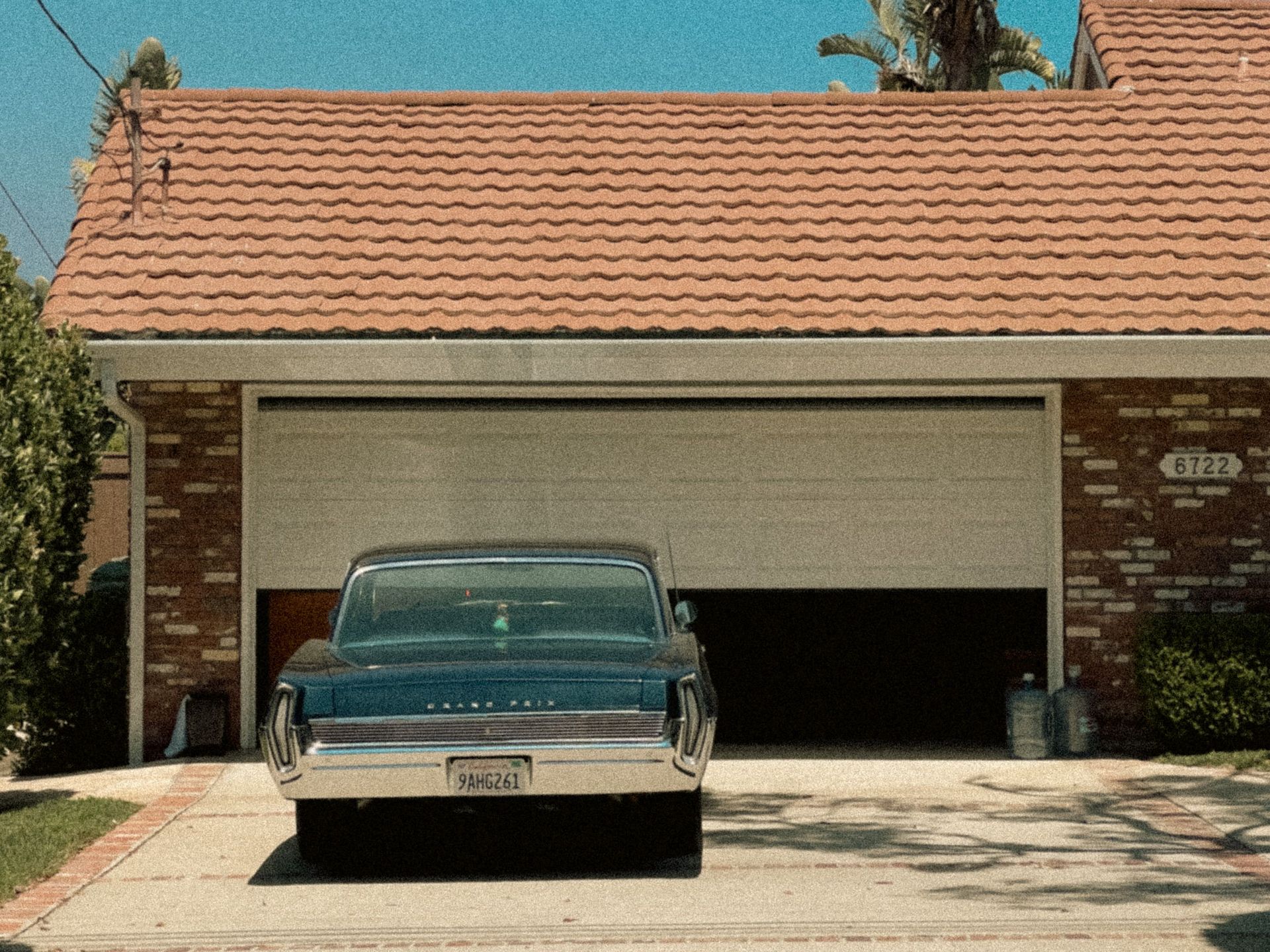 Arizona home and car showing replacement cost insurance choices for home and auto policies