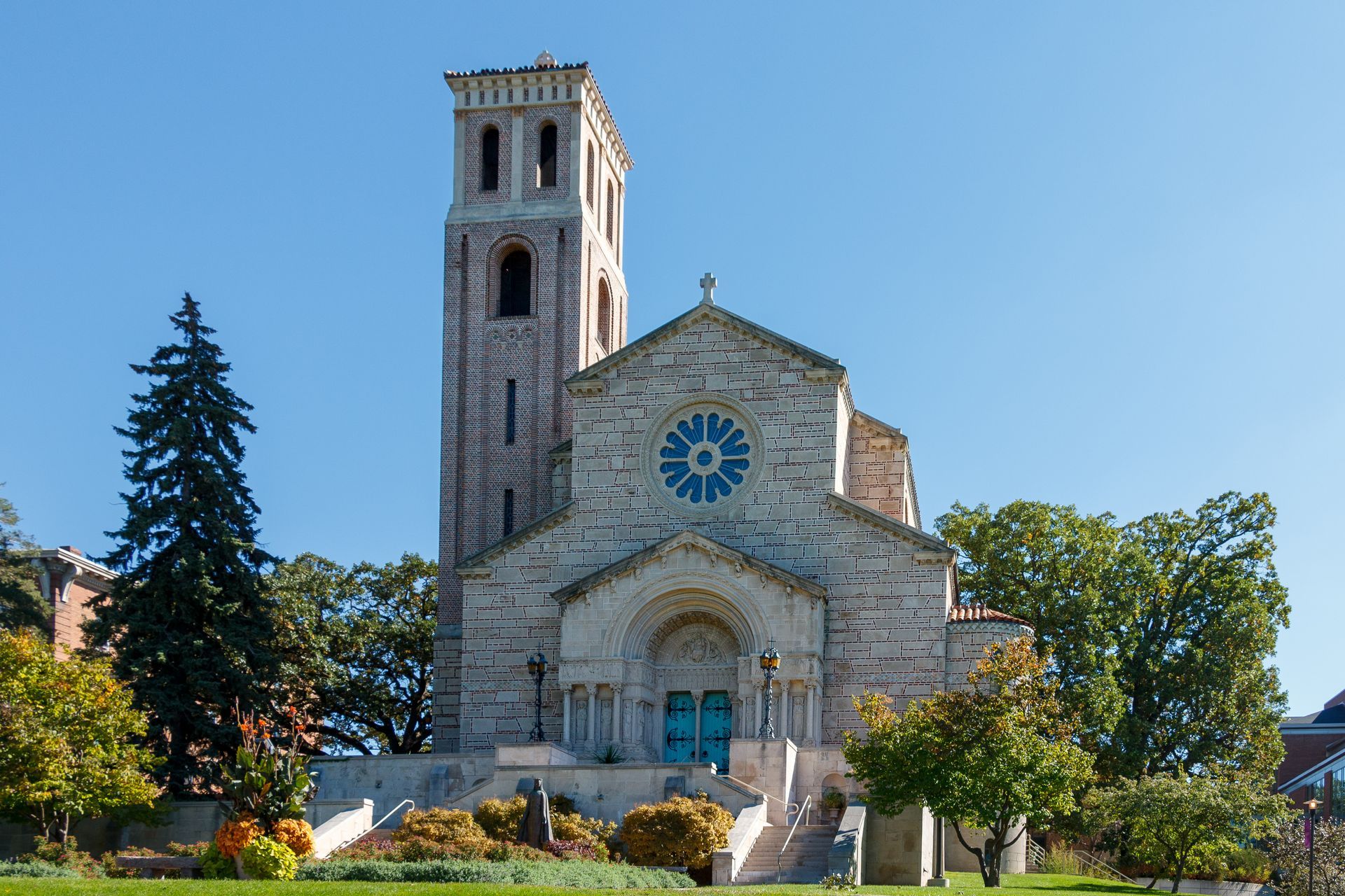 A church with a clock on the front of it