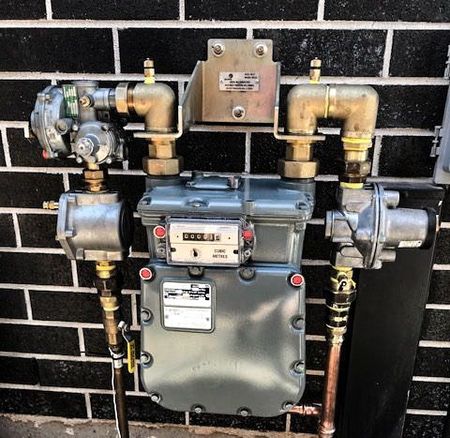 Commercial gas meter bank