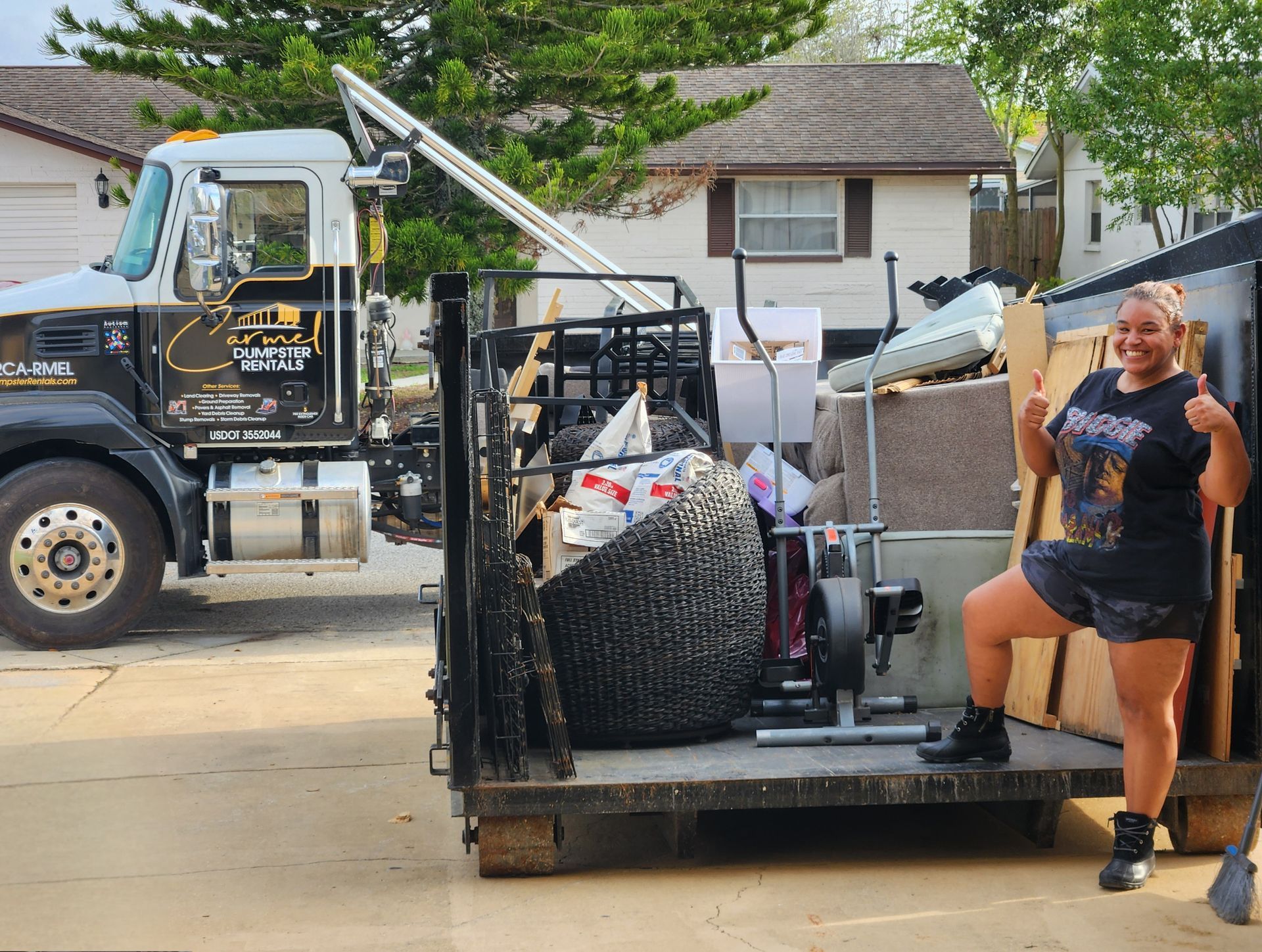 Furniture removal dumpster Furniture disposal near me Lakeland, Polk County, Plant City and Zephyrhills