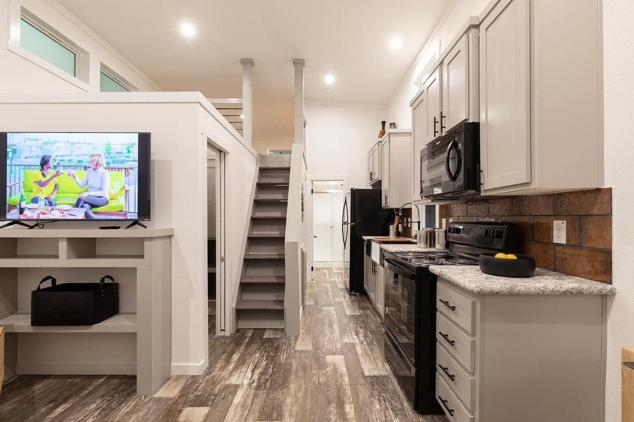 APL 544 White Side Kitchen — Mansfield, TX — Factory Showcase Homes LLC