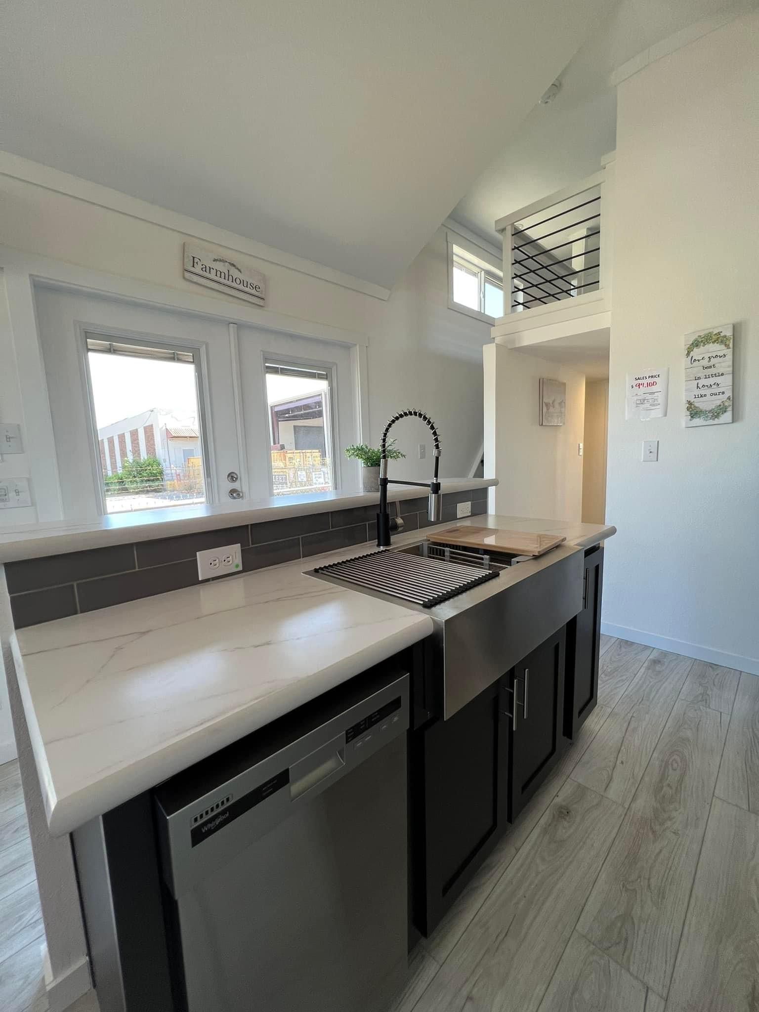 Kitchen Room — Mansfield, TX — Factory Showcase Homes LLC