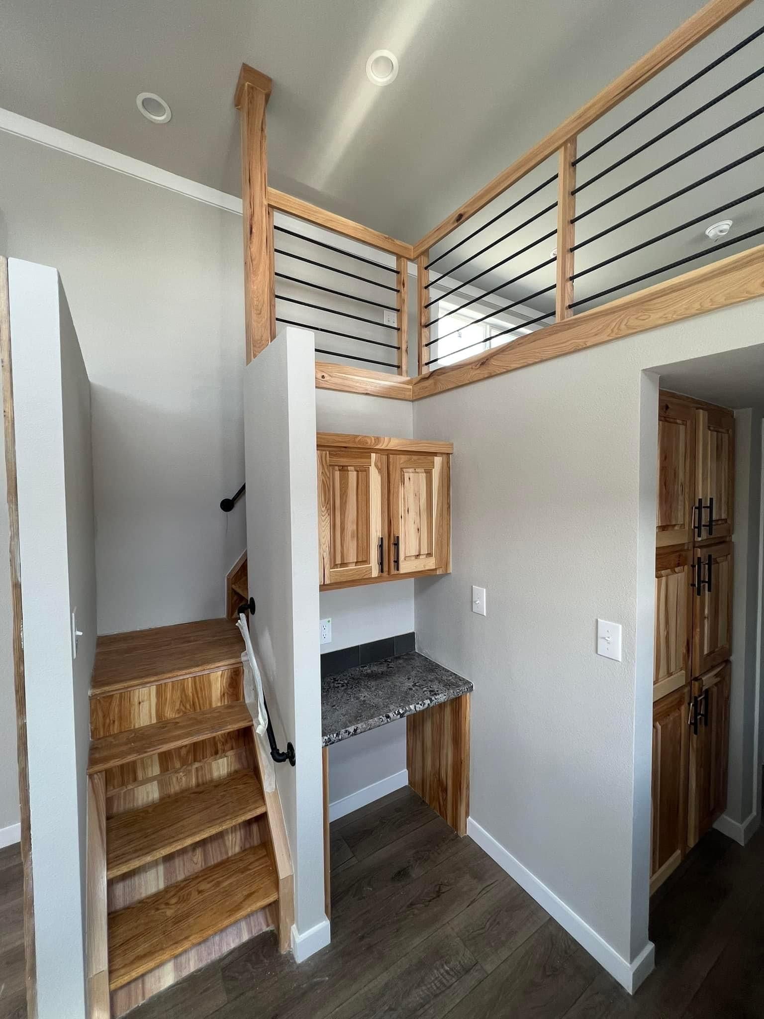 Stairs Floor — Mansfield, TX — Factory Showcase Homes LLC