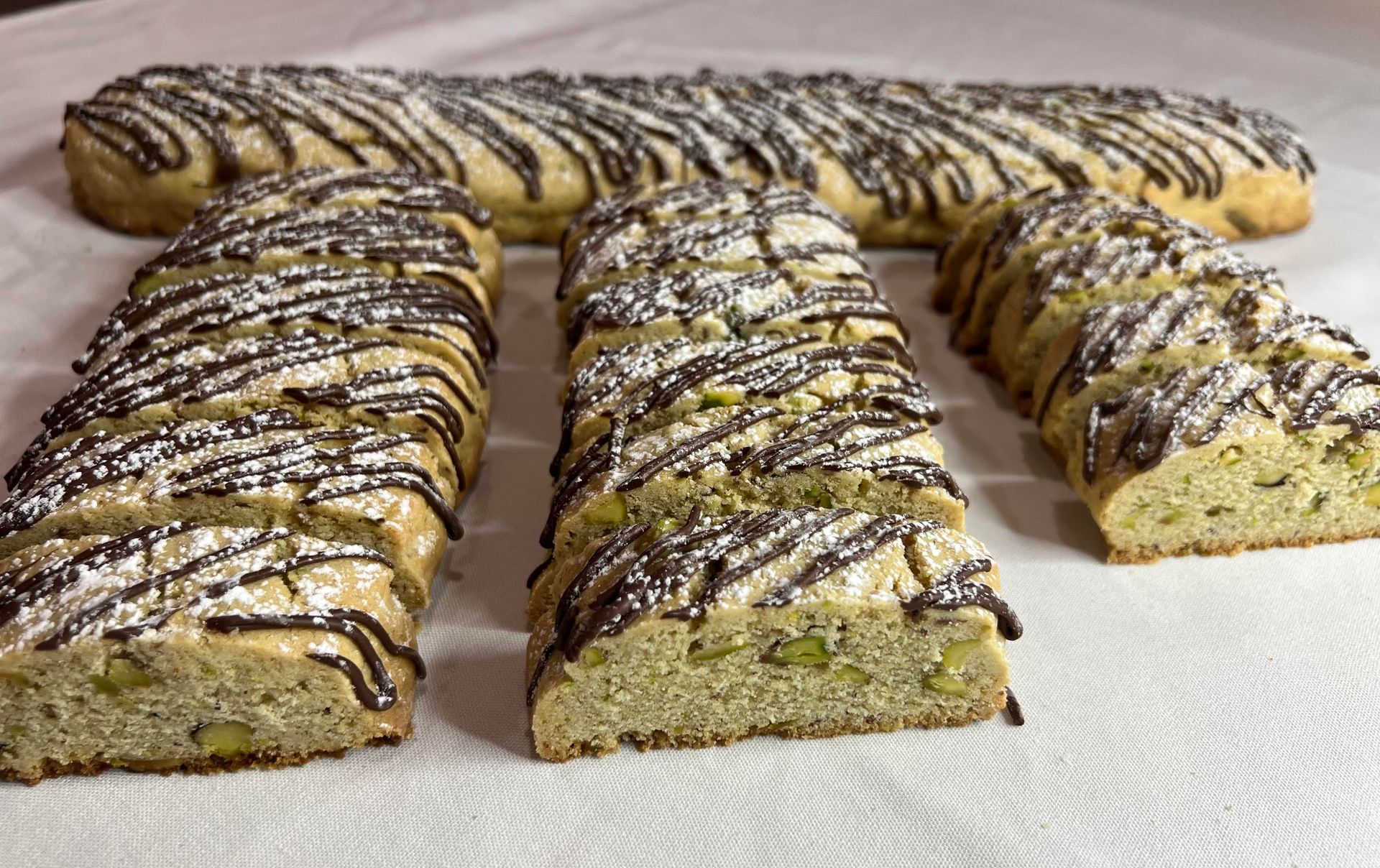 1/2lb Pistachio & Chocolate Biscotti