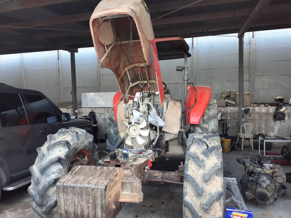 taller de maquinaria agricola