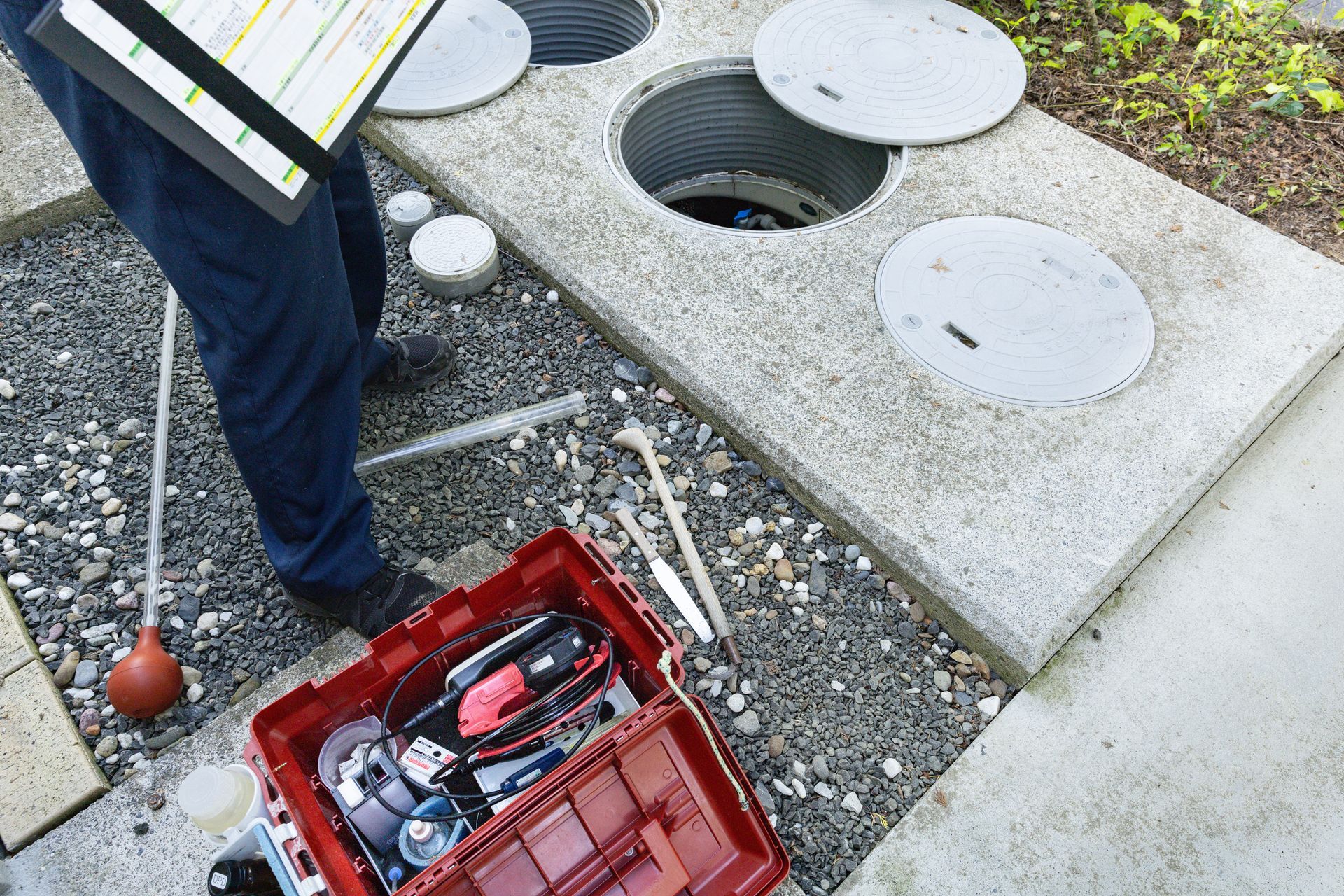 Septic Tank Cleaning Services - Spartan Sewer & Septic Septic Tank Cleaning Services - Spartan Sewer & Septic
