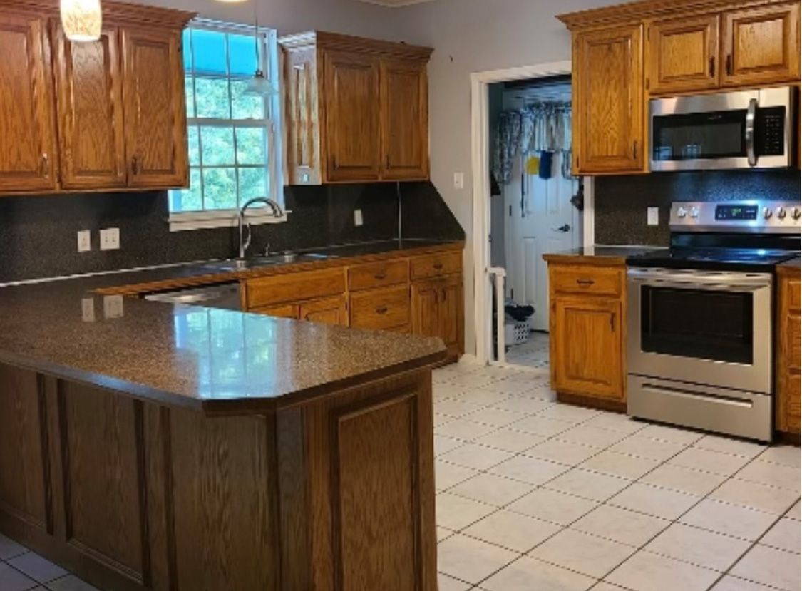 Before Brown Kitchen | Plano, TX | Morris Painting Before Brown Kitchen | Plano, TX | Morris Painting