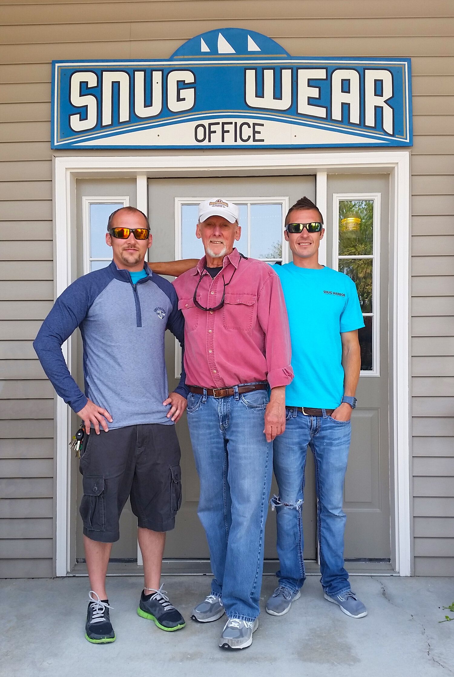 boat repair team