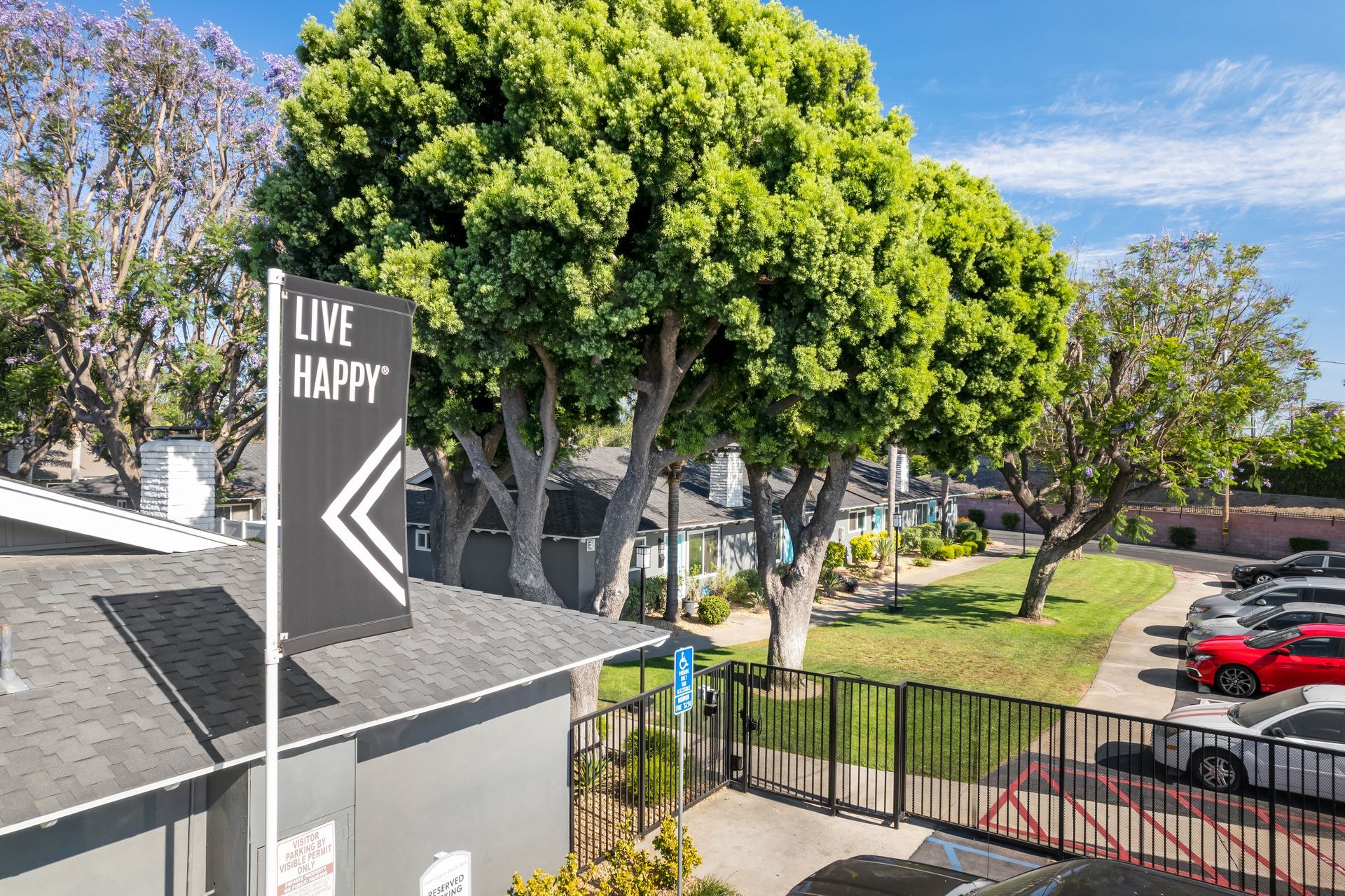 Washington Apartments photo gallery